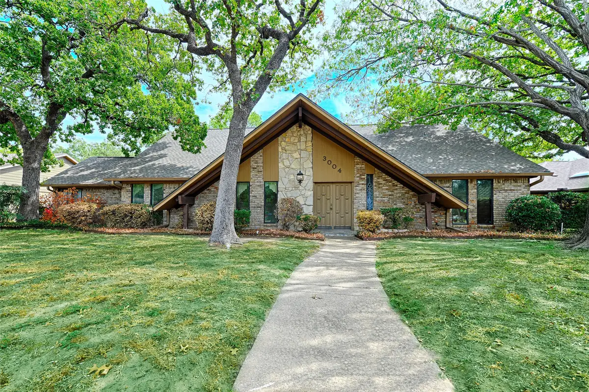 3004 Wingren Road, Irving, TX 75062 - #1
