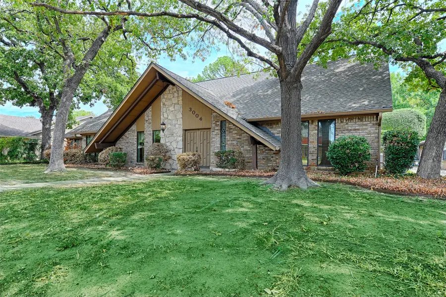 3004 Wingren Road, Irving, TX 75062 - #2
