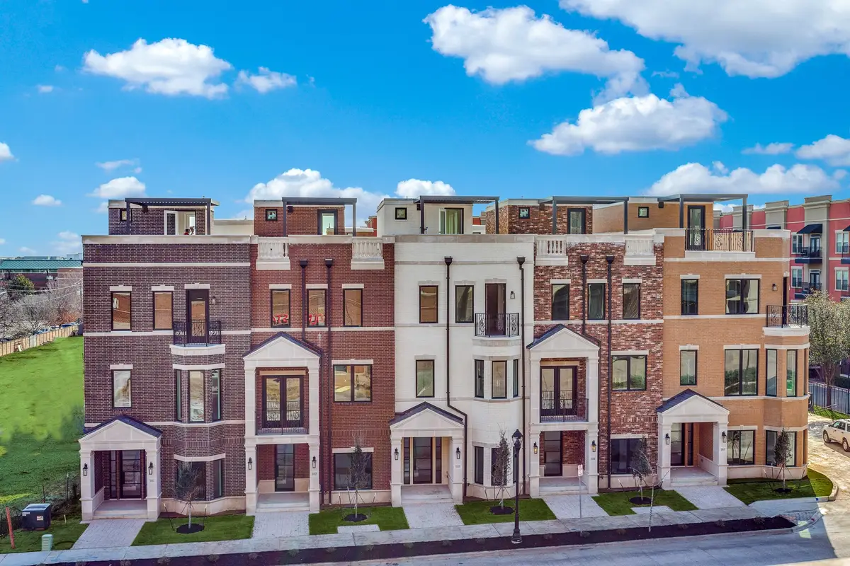 250 E Dallas Street #112, Grapevine, TX 76051 - #1