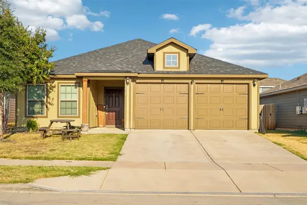 8420 Steel Dust Drive, Fort Worth, TX 76179