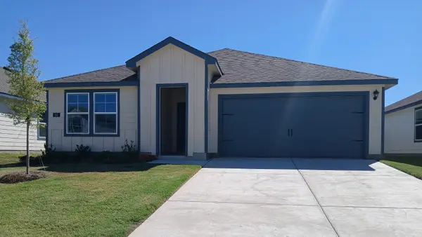 215 Whispering Pine Drive, Royse City, TX 75189