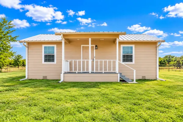 5259 County Road 4604, Commerce, TX 75428