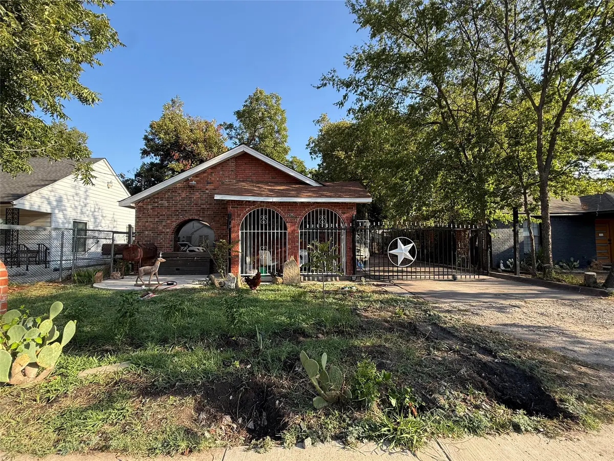 235 W Suffolk Avenue, Dallas, TX 75208 - #1