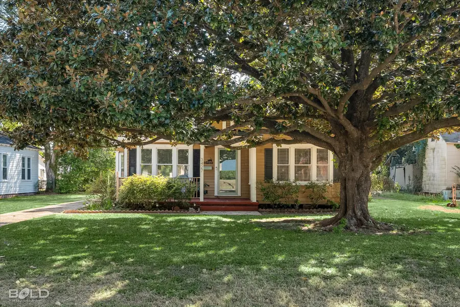 3427 Broadmoor Boulevard, Shreveport, LA 71105 - #3