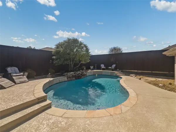 402 Tanglewood Drive, Wylie, TX 75098