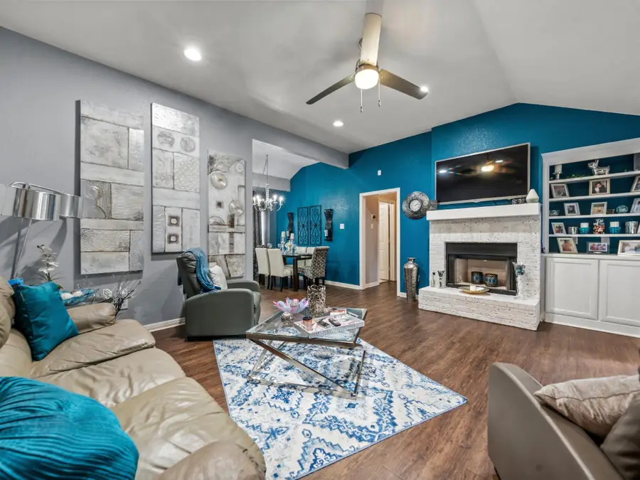 3012 Pinto Loop, Robinson, TX 76706 - #3