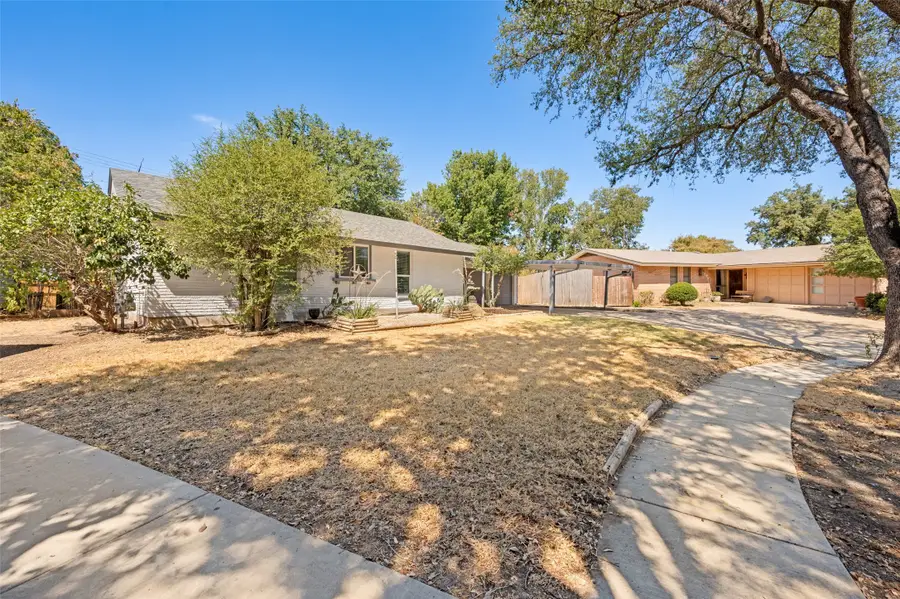 3411 Ashcroft Court, Irving, TX 75062 - #2