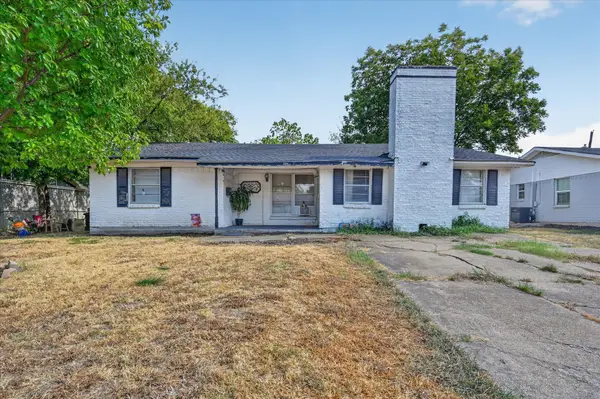 3320 Shorewood Drive, Mesquite, TX 75150