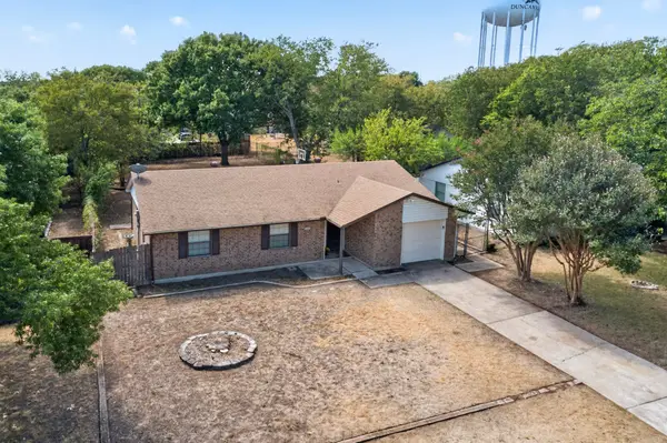 346 Linkcrest Drive, Duncanville, TX 75137