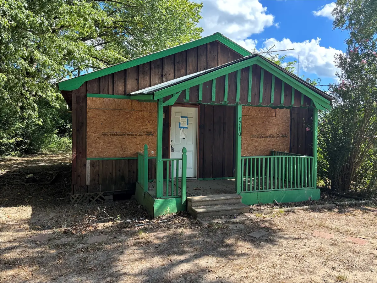710 Black Street, Jasper, TX 75951 - #1