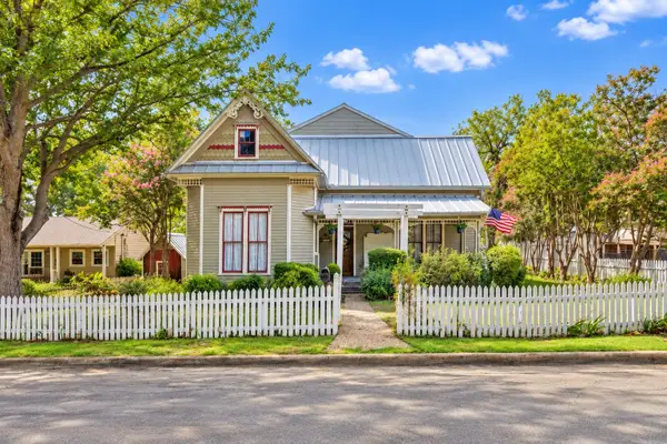 602 Storrs Street, Rockwall, TX 75087