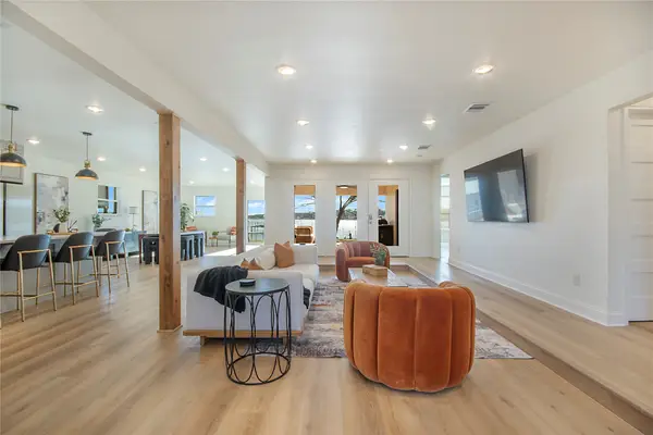 6805 Briar Road, Azle, TX 76020