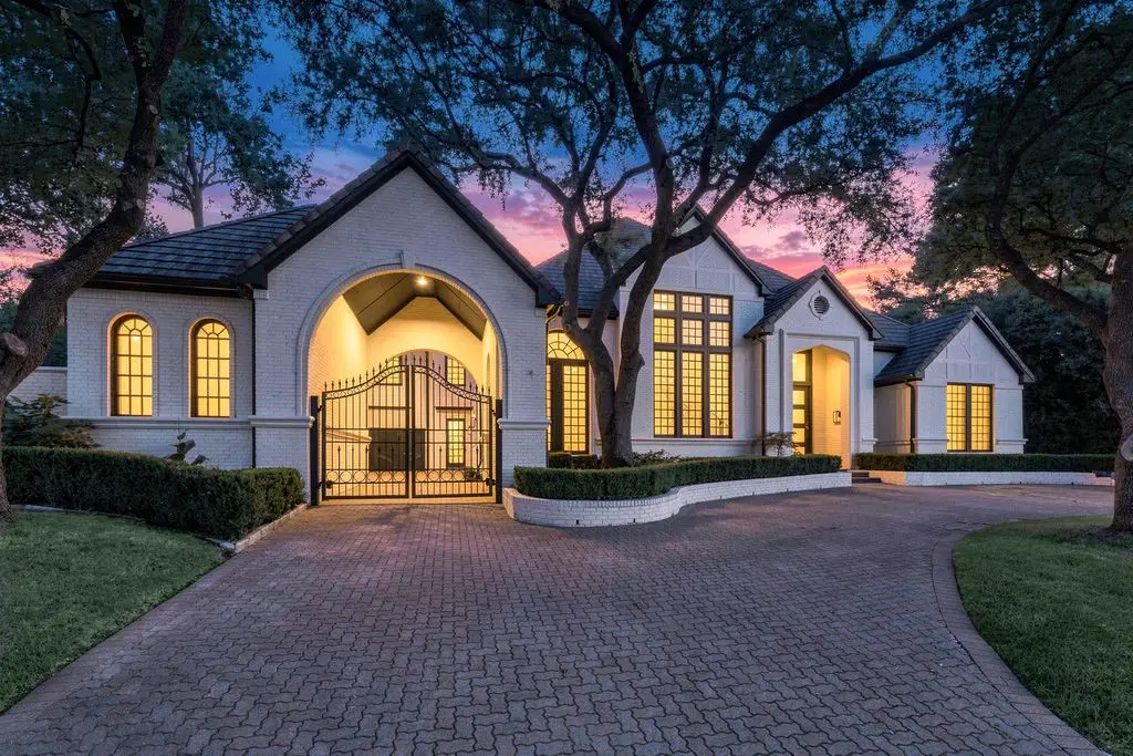 17632 Harbord Oaks Circle, Dallas, TX 75252 - #1