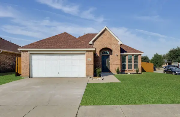 9300 Rhoni Court, Fort Worth, TX 76140