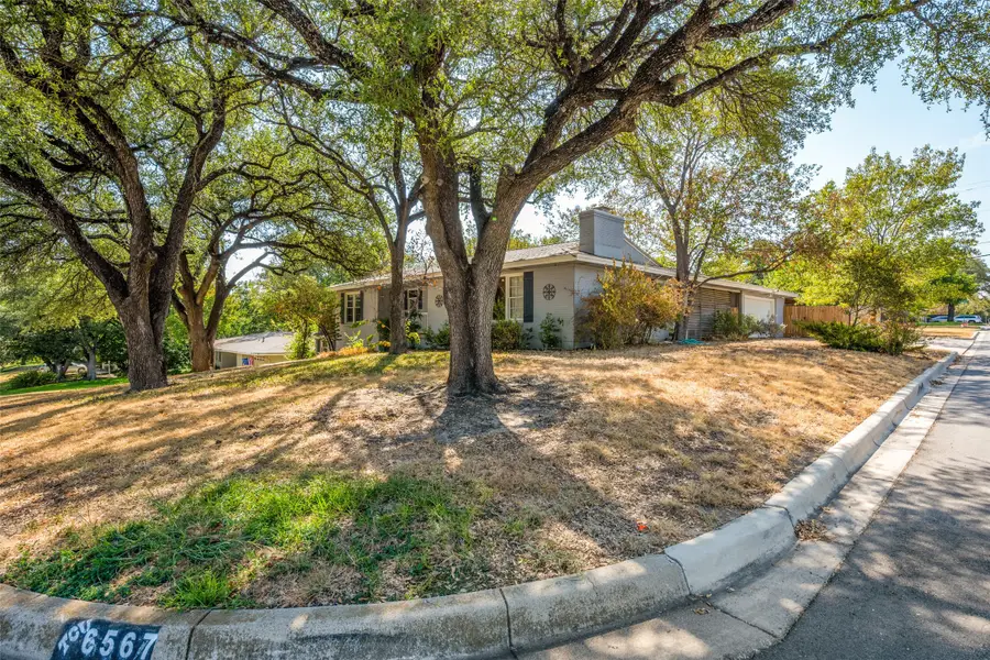 6567 Malvey Avenue, Fort Worth, TX 76116 - #2