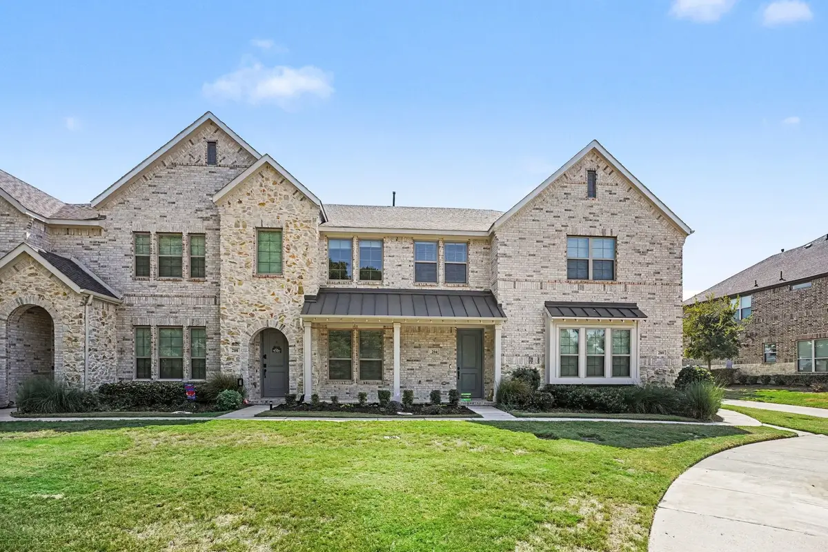 204 Venice Avenue, Flower Mound, TX 75028 - #1