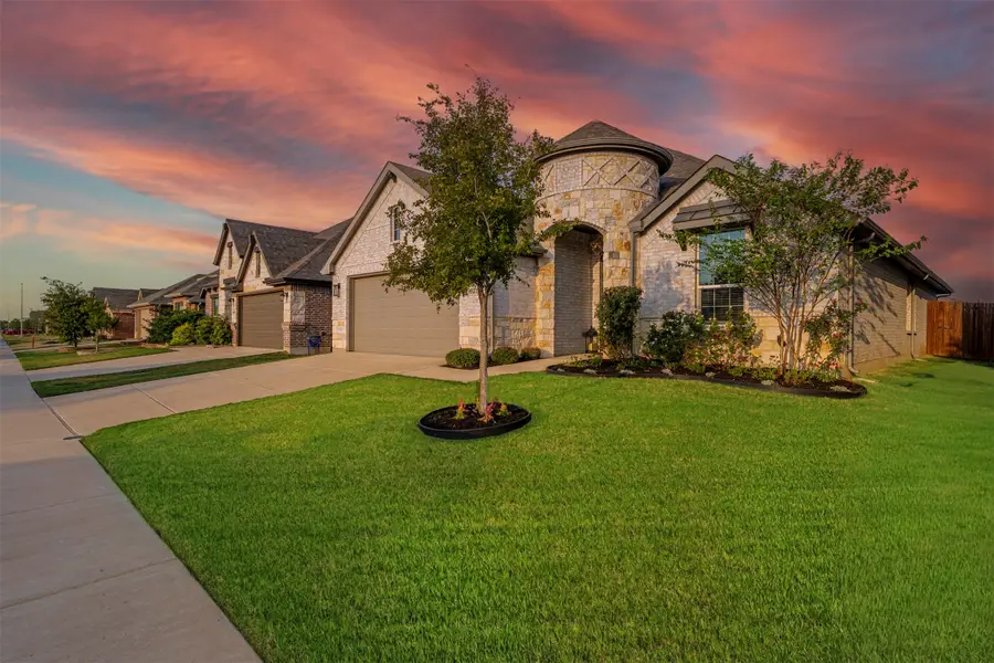 9921 Mescalbean Boulevard, Fort Worth, TX 76036 - #2