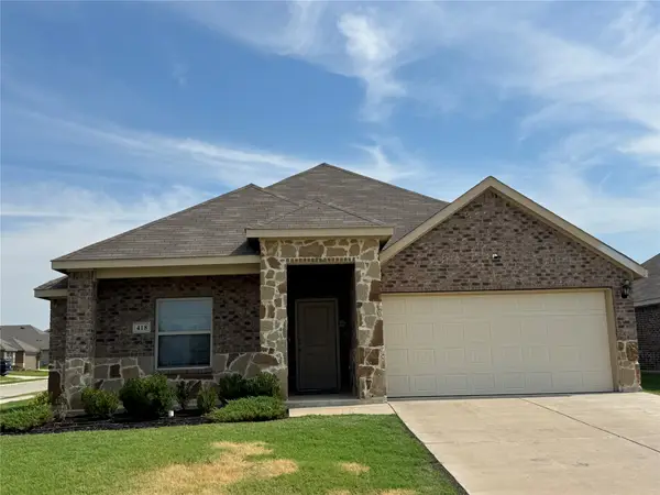 418 War Emblem Lane, Waxahachie, TX 75165