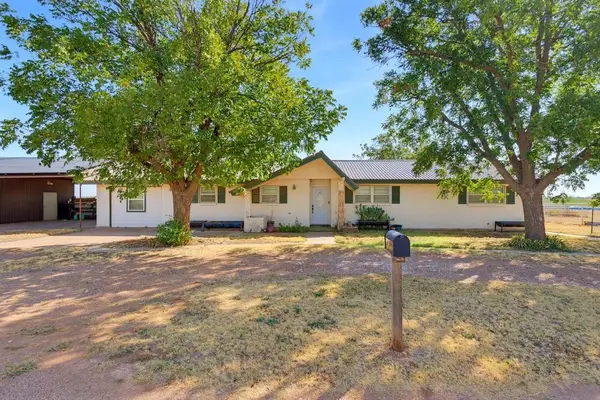 508 N Water Street, Roby, TX 79543