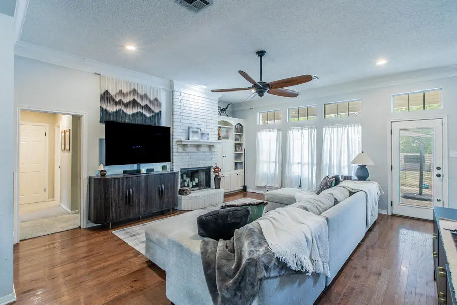 9505 Lost Trails Drive, Waco, TX 76712 - #3