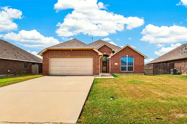 1909 Meadowlark Lane, Royse City, TX 75189