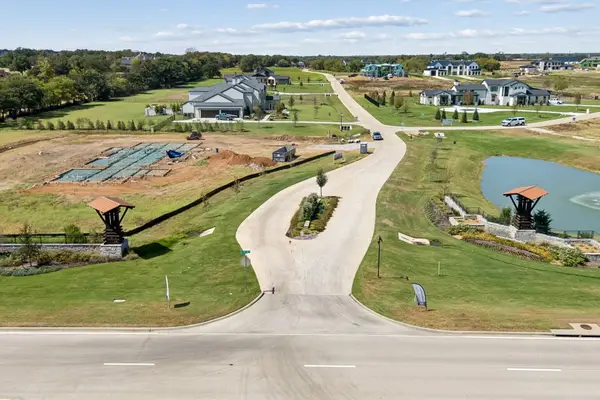 1318 Clydesdale Road, Bartonville, TX 76226