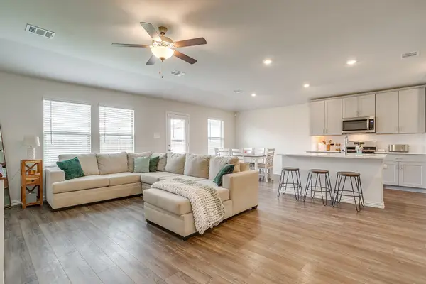 3013 Brittlebush Drive, Fort Worth, TX 76108