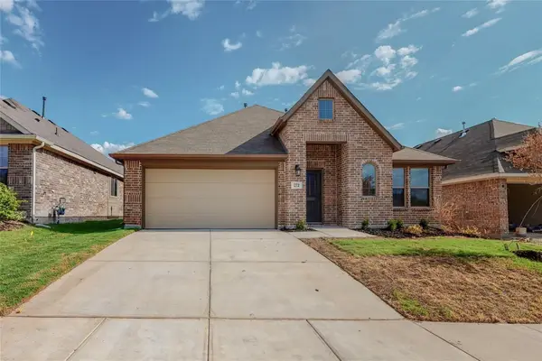 272 Tallgrass Drive, Lavon, TX 75166
