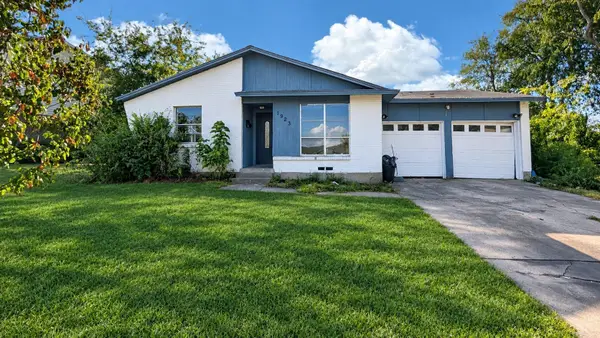 1923 Spiceberry Lane, Mesquite, TX 75149