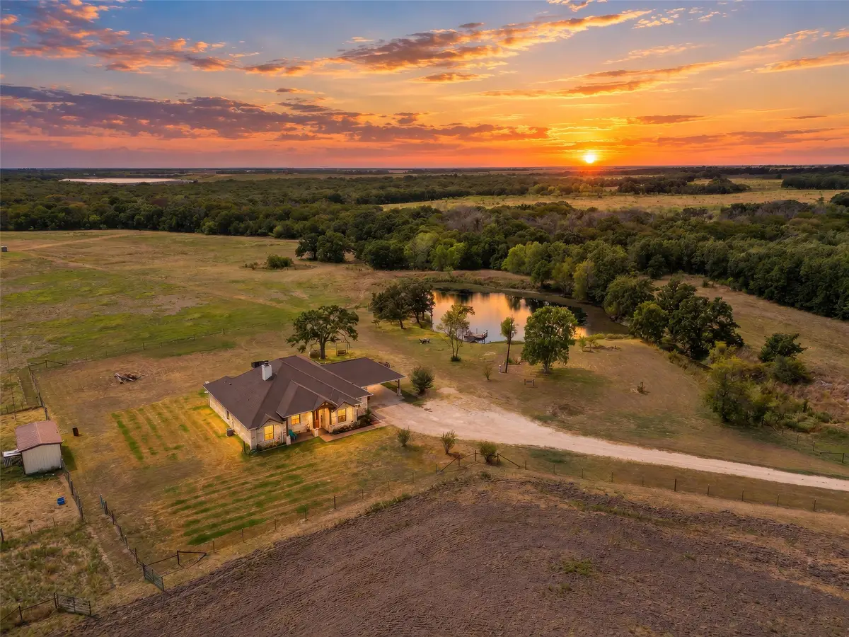 1500 Lcr 102, Mount Calm, TX 76673 - #1