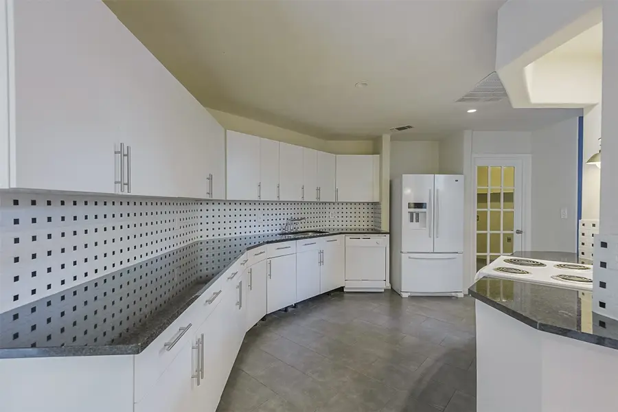 2210 Winter Sunday Way, Arlington, TX 76012 - #2