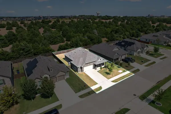 2292 High Plain Lane, Waxahachie, TX 75167