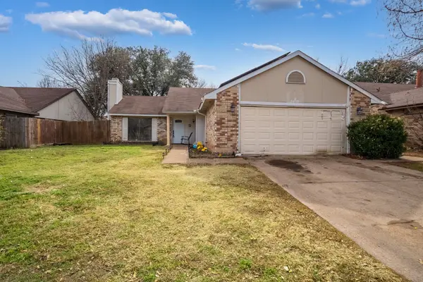 3005 Woodlarkk Drive, Fort Worth, TX 76123