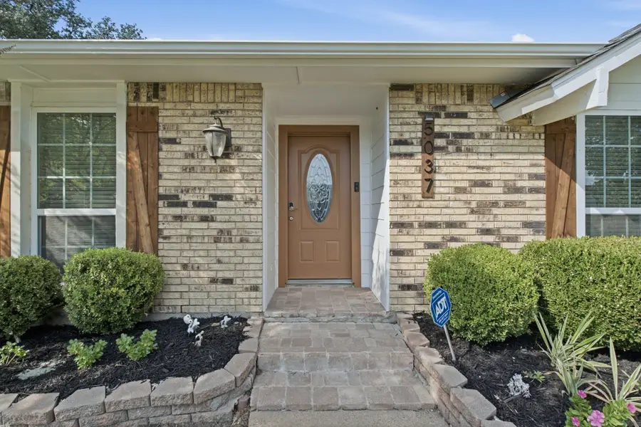 5037 Blue Glen Drive, The Colony, TX 75056 - #3