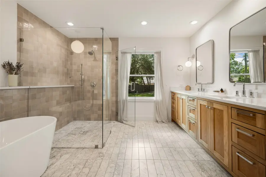 11207 Sinclair Avenue, Dallas, TX 75218 - #2