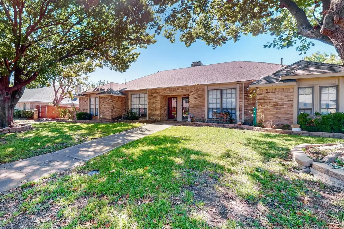 7113 Pleasant View Drive, Dallas, TX 75231 - #1