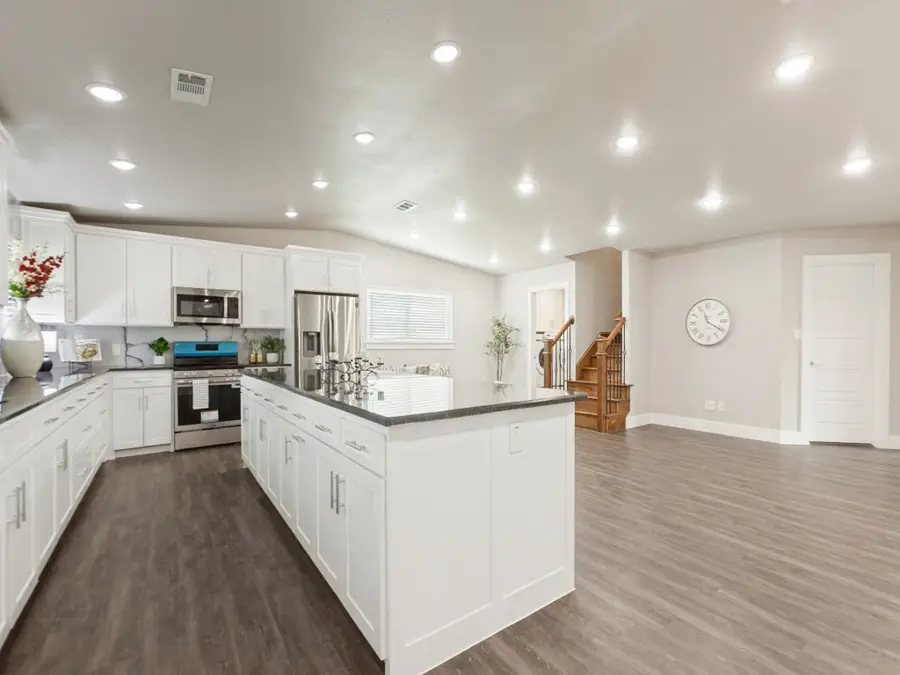 407 Pleasant Valley Lane, Richardson, TX 75080 - #3