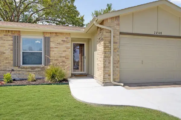 7208 Romford Way, North Richland Hills, TX 76182