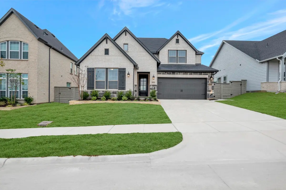 8916 Chestnut Lane, Justin, TX 76247 - #1