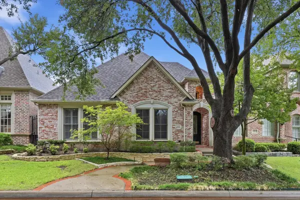 11831 Brookhill Lane, Dallas, TX 75230