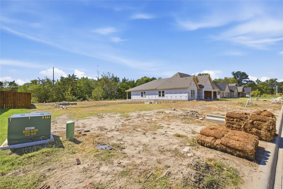 220 Trevor Lane, Greenville, TX 75402 - #1