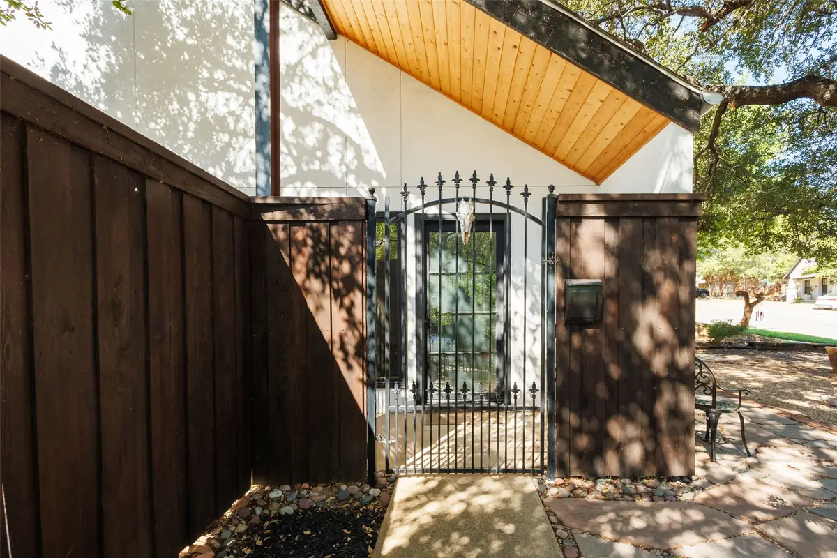 3701 W 5th Street, Fort Worth, TX 76107 - #1