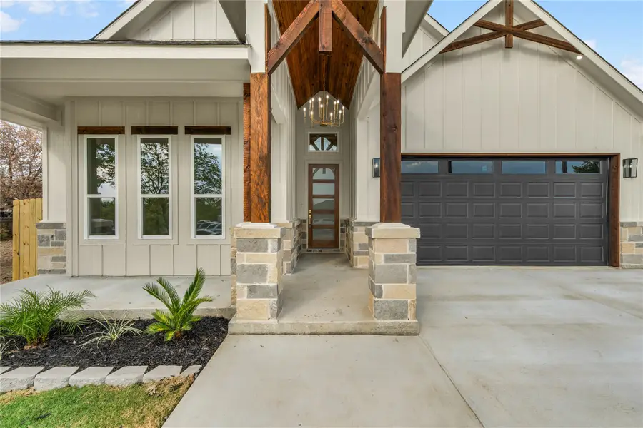 2312 25th Street, Fort Worth, TX 76164 - #3
