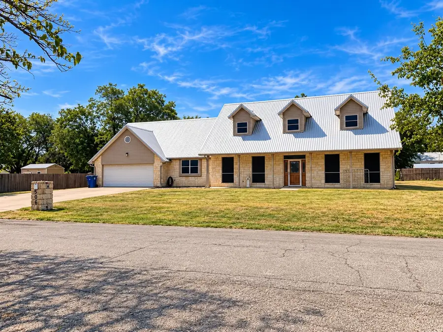 506 S San Jacinto, Whitney, TX 76692 - #2