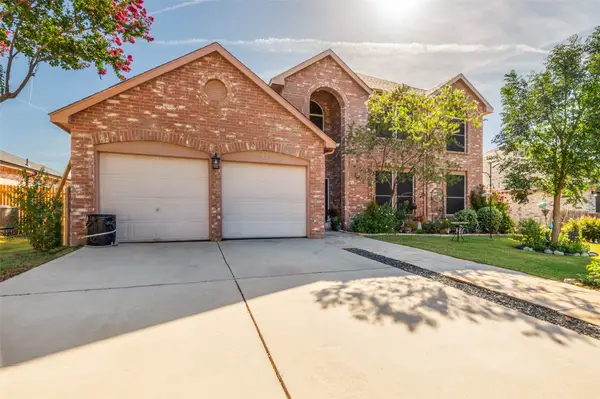 925 Rio Vista Lane, Arlington, TX 76017