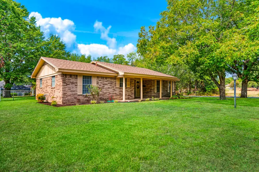 210 31st Street Sw, Paris, TX 75460 - #3