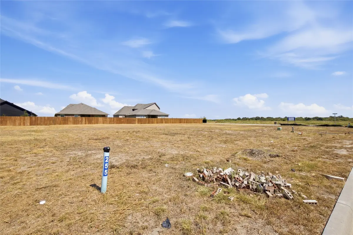 255 Trevor Lane, Greenville, TX 75402 - #1