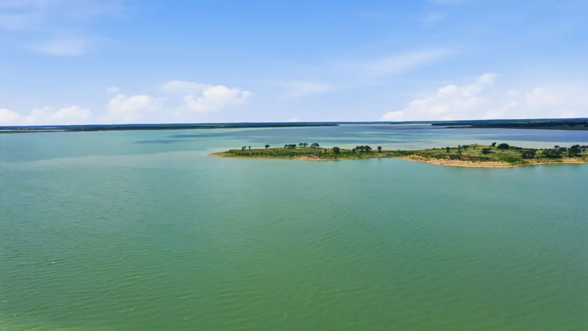 6401 Private Road 2742, Breckenridge, TX 76424 - #1
