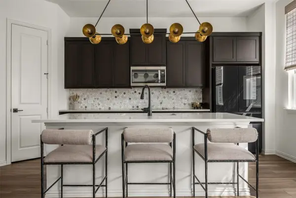 7537 Laburnam Road, Dallas, TX 75228