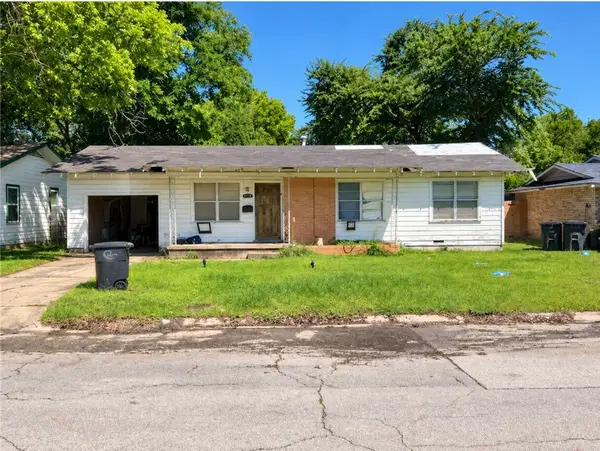 910 Euclid Street, Cleburne, TX 76033